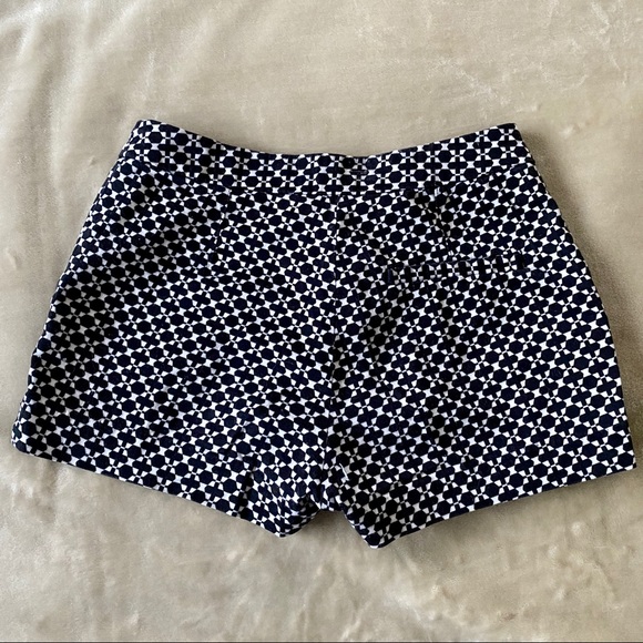 Patterned Shorts! - Picture 2 of 4